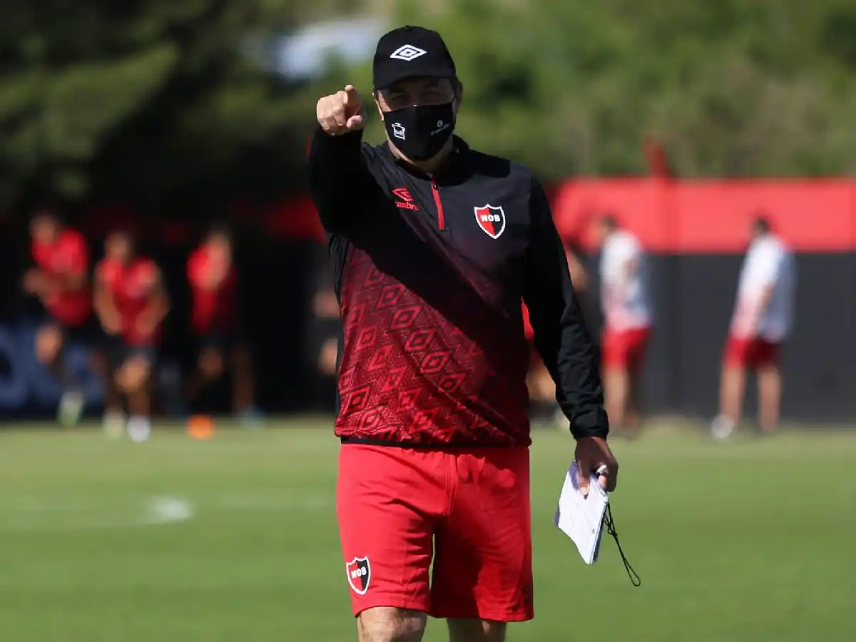 Kudelka piensa mantener la formación de Newell's 