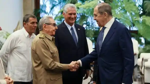 El presidente cubano, Miguel Díaz-Canel, recibió al ministro de Asuntos Exteriores de Rusia, Serguei Lavrov.