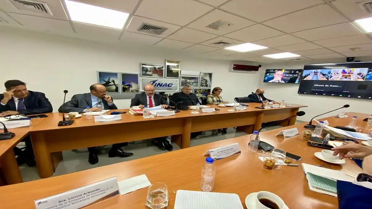 «EL 26 SALE el primer vuelo»: Colombia ratifica apertura de la frontera aérea y terrestre