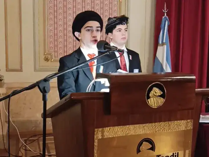 Estudiantes de SAFA y Aprenderes fueron los protagonistas del segundo Simulacro de Naciones Unidas en el Salón Blanco.